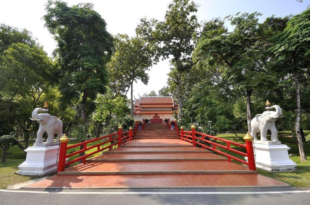 Huay Kaew Palace 1 Hotel Чиангмай Экстерьер фото