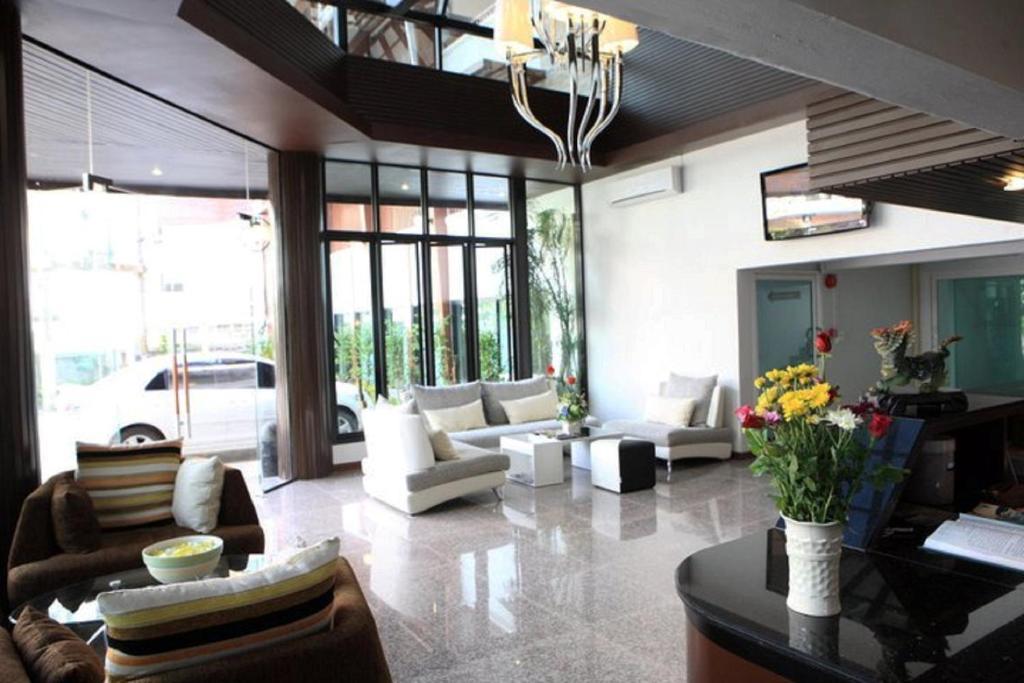 Huay Kaew Palace 1 Hotel Чиангмай Экстерьер фото
